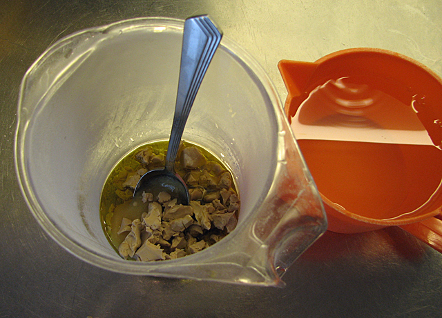 Blanda degspadet i ett litermått