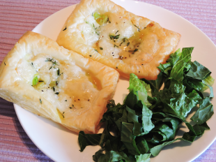 Smördegstarteletter med chêvreost