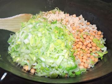 Kikärts- och purjolökssoppa 4