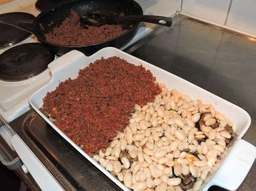 Köttfärsgratäng med bönor 9