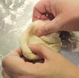 Hamburgerbröd med surdeg 11a