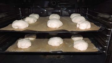 Hamburgerbröd med surdeg 13