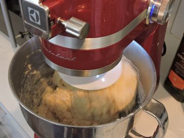 Hamburgerbröd med surdeg 5