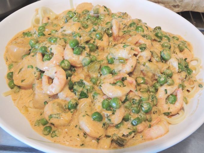 Pasta med räkor och musslor