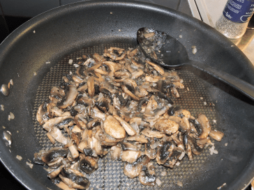 gratang-med-grona-bonor-och-svamp-2