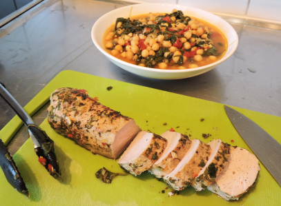 Fläskfile med spenat paprika o kikärter 22