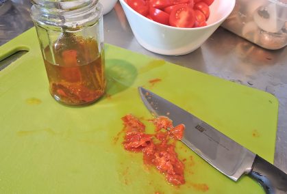 Saute champinjoner zucchinin tomater 5