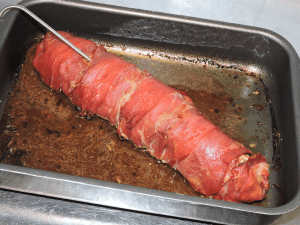 Ta ut fläskfilén när den är färdig